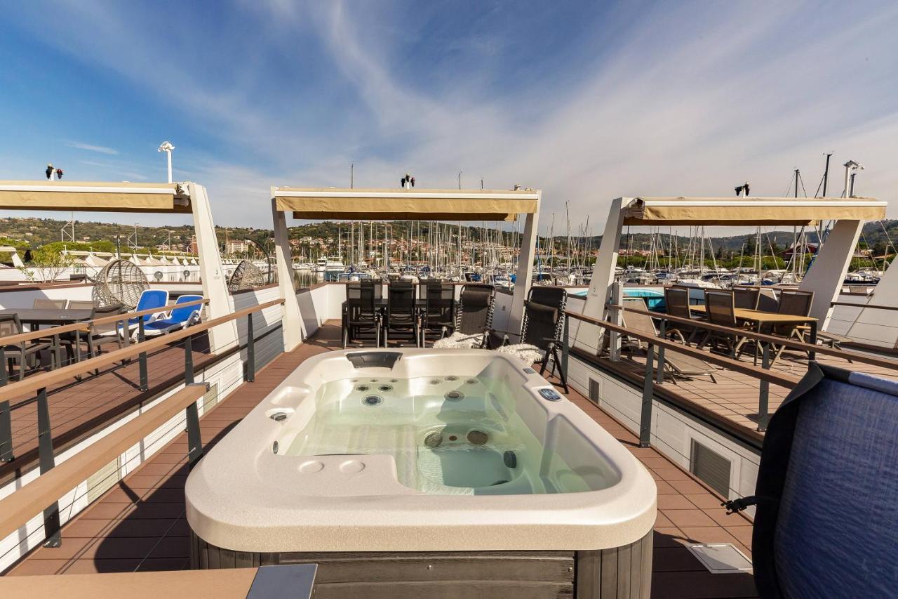 Floating Sea House Gong Portorož Exterior foto